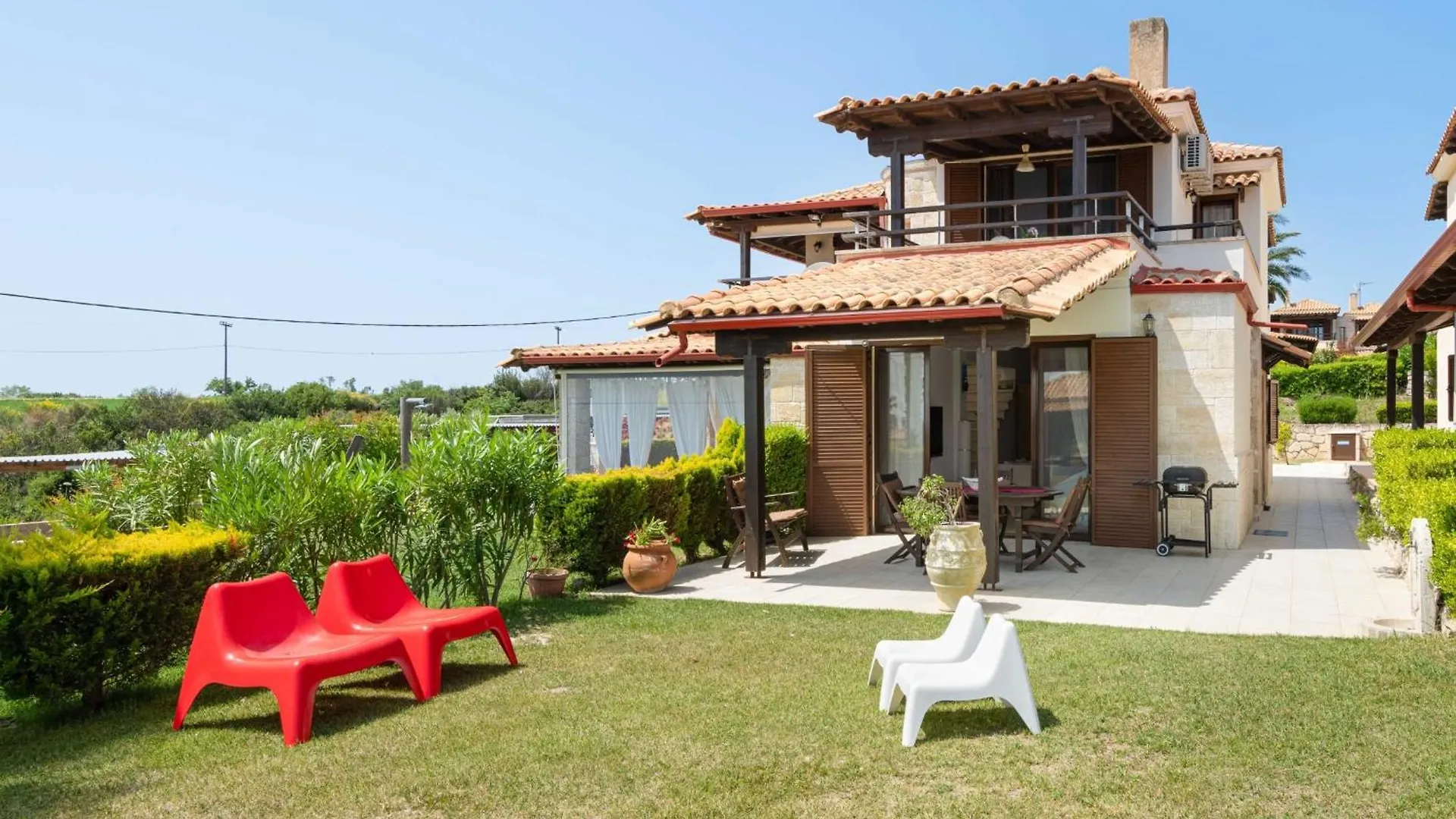 Vilă Afitos Hidden Gems #Feelslikehome