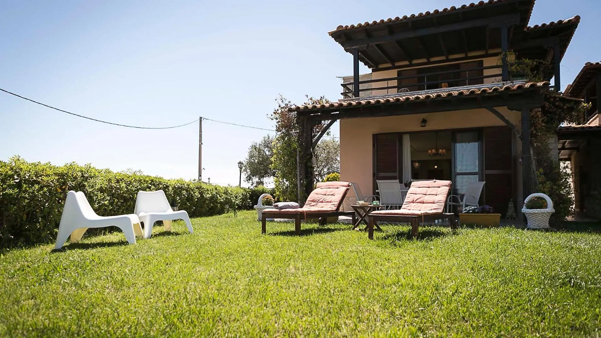 Vilă Afitos Hidden Gems #Feelslikehome